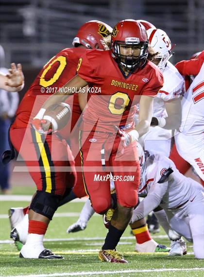 Thumbnail 3 in Harvard-Westlake vs. Dominguez photogallery.