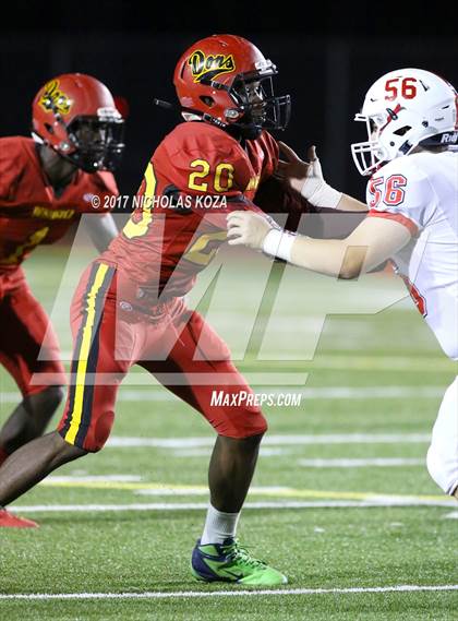 Thumbnail 2 in Harvard-Westlake vs. Dominguez photogallery.
