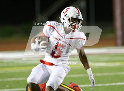 Thumbnail 3 in Harvard-Westlake vs. Dominguez photogallery.