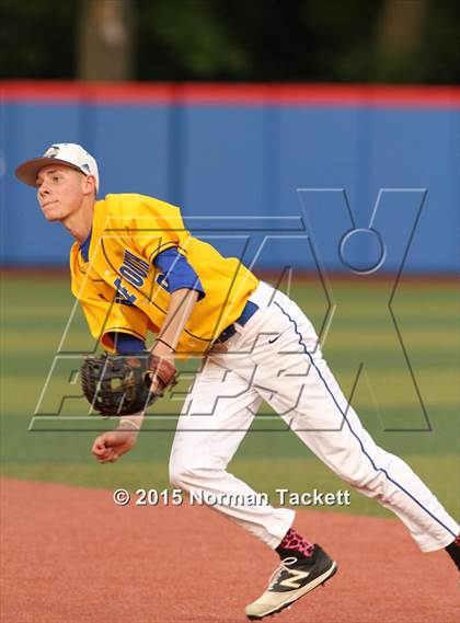 Thumbnail 1 in Derby vs. South (KSHSAA 6A Playoff) photogallery.