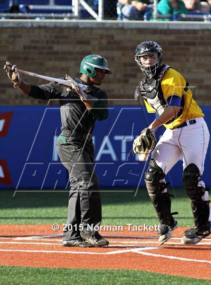 Thumbnail 2 in Derby vs. South (KSHSAA 6A Playoff) photogallery.
