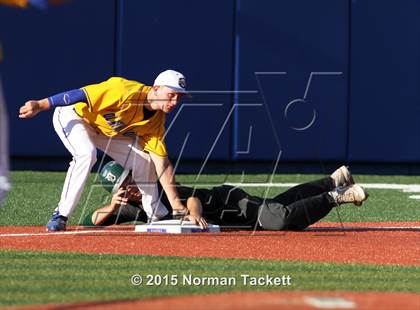 Thumbnail 2 in Derby vs. South (KSHSAA 6A Playoff) photogallery.