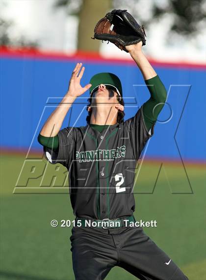Thumbnail 2 in Derby vs. South (KSHSAA 6A Playoff) photogallery.