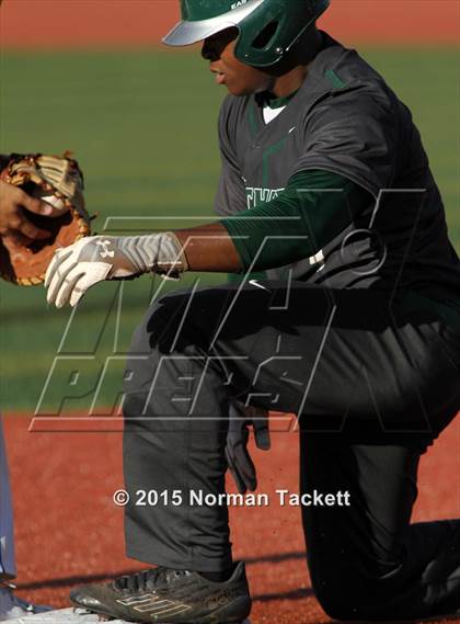Thumbnail 3 in Derby vs. South (KSHSAA 6A Playoff) photogallery.