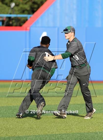 Thumbnail 3 in Derby vs. South (KSHSAA 6A Playoff) photogallery.