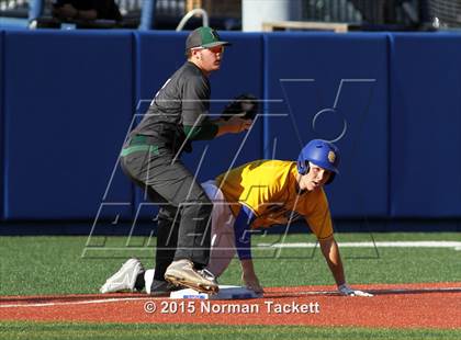 Thumbnail 3 in Derby vs. South (KSHSAA 6A Playoff) photogallery.