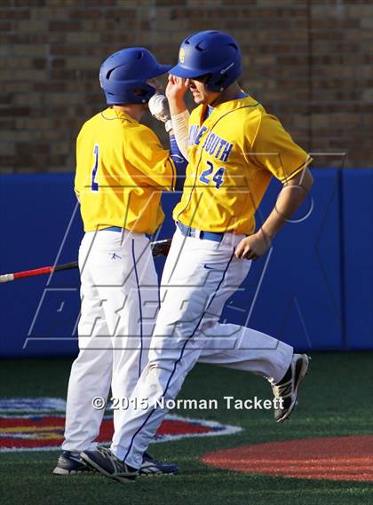 Thumbnail 3 in Derby vs. South (KSHSAA 6A Playoff) photogallery.