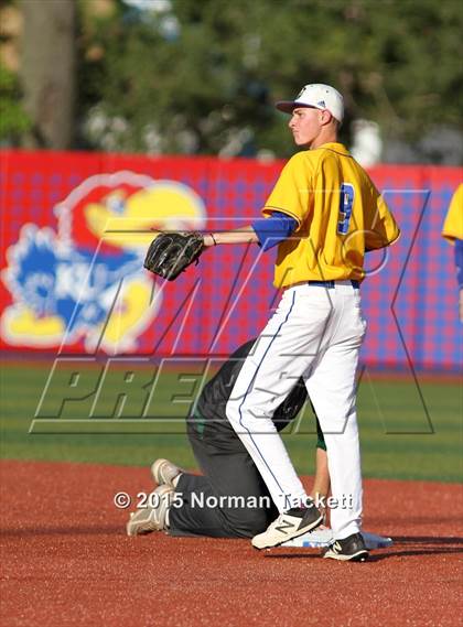 Thumbnail 1 in Derby vs. South (KSHSAA 6A Playoff) photogallery.
