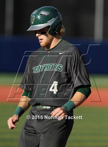 Thumbnail 2 in Derby vs. South (KSHSAA 6A Playoff) photogallery.