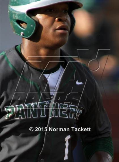 Thumbnail 1 in Derby vs. South (KSHSAA 6A Playoff) photogallery.