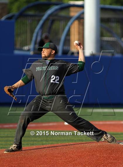 Thumbnail 2 in Derby vs. South (KSHSAA 6A Playoff) photogallery.