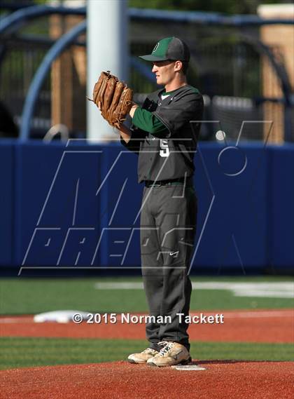 Thumbnail 3 in Derby vs. South (KSHSAA 6A Playoff) photogallery.