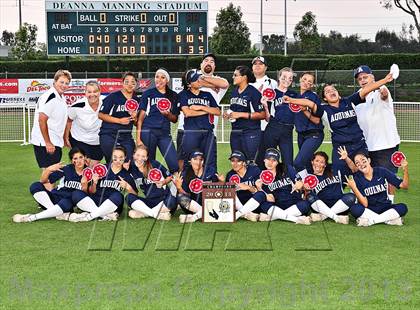 Thumbnail 1 in Montebello vs. Aquinas (CIF SS D5 Final) photogallery.