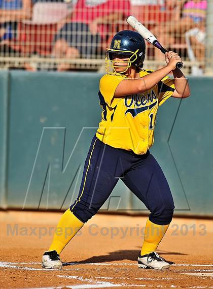 Thumbnail 1 in Montebello vs. Aquinas (CIF SS D5 Final) photogallery.