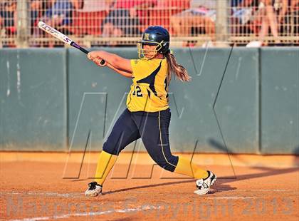 Thumbnail 1 in Montebello vs. Aquinas (CIF SS D5 Final) photogallery.