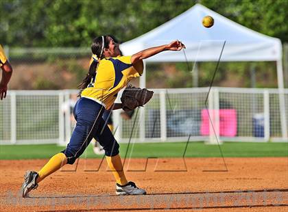 Thumbnail 1 in Montebello vs. Aquinas (CIF SS D5 Final) photogallery.