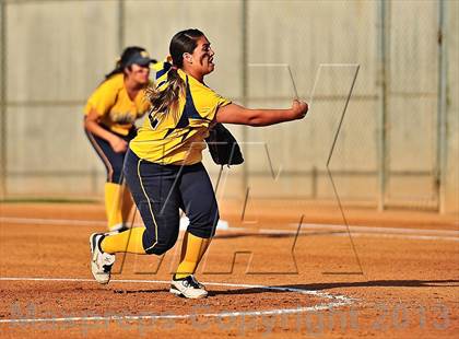 Thumbnail 2 in Montebello vs. Aquinas (CIF SS D5 Final) photogallery.
