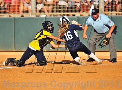 Thumbnail 3 in Montebello vs. Aquinas (CIF SS D5 Final) photogallery.