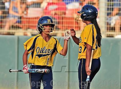 Thumbnail 2 in Montebello vs. Aquinas (CIF SS D5 Final) photogallery.