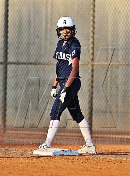Thumbnail 1 in Montebello vs. Aquinas (CIF SS D5 Final) photogallery.