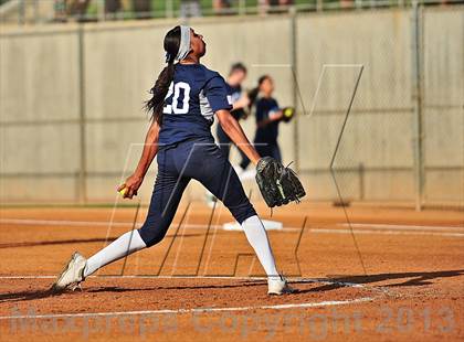 Thumbnail 2 in Montebello vs. Aquinas (CIF SS D5 Final) photogallery.