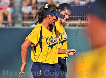 Thumbnail 1 in Montebello vs. Aquinas (CIF SS D5 Final) photogallery.