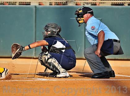 Thumbnail 2 in Montebello vs. Aquinas (CIF SS D5 Final) photogallery.