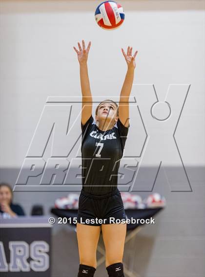Thumbnail 2 in Brennan vs Clark Freshman photogallery.