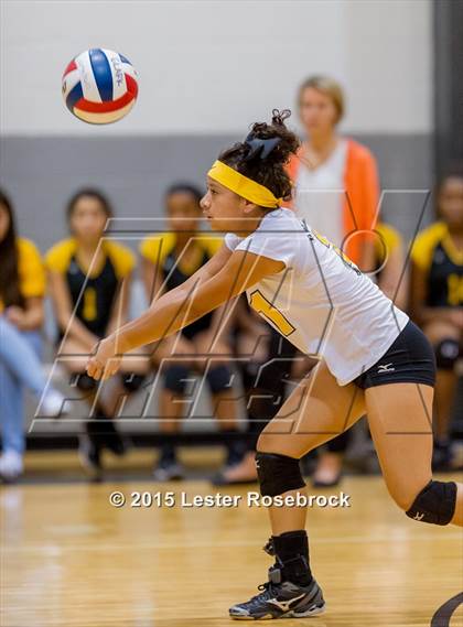 Thumbnail 2 in Brennan vs Clark Freshman photogallery.