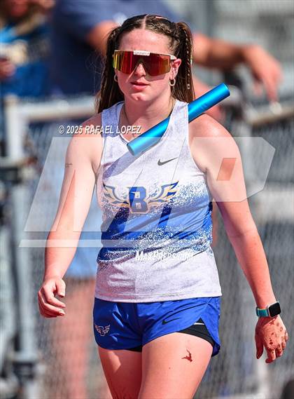 Thumbnail 3 in Northland Christian Relays (4x400M Mixed) photogallery.