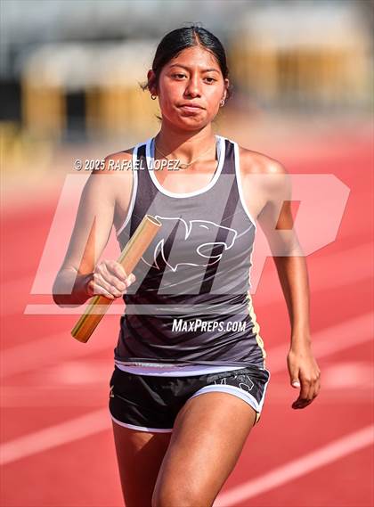 Thumbnail 3 in Northland Christian Relays (4x400M Mixed) photogallery.