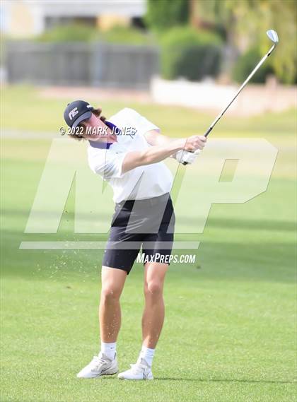 Thumbnail 3 in Northwest Christian Golf Meet photogallery.