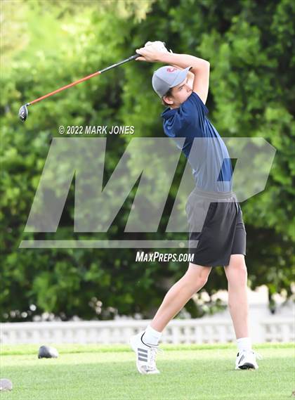 Thumbnail 1 in Northwest Christian Golf Meet photogallery.