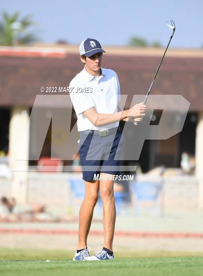 Thumbnail 3 in Northwest Christian Golf Meet photogallery.