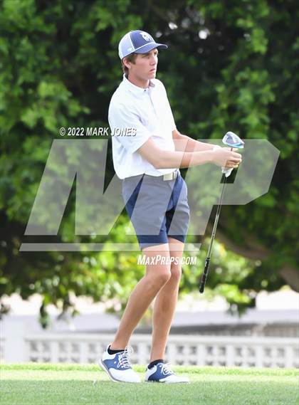 Thumbnail 2 in Northwest Christian Golf Meet photogallery.
