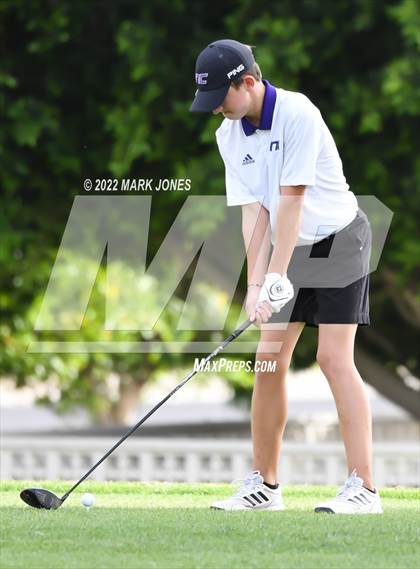 Thumbnail 3 in Northwest Christian Golf Meet photogallery.