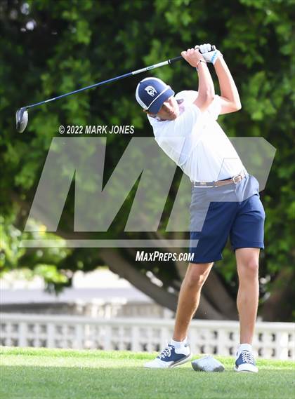 Thumbnail 1 in Northwest Christian Golf Meet photogallery.