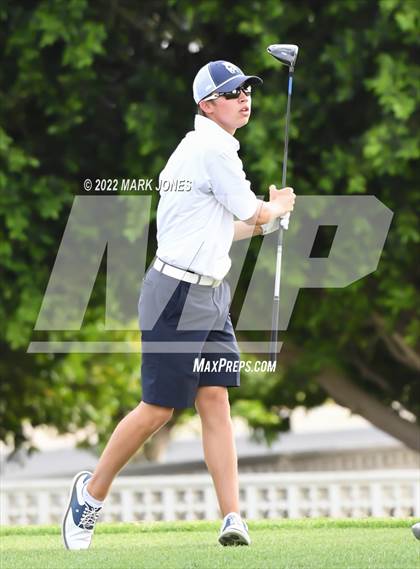 Thumbnail 1 in Northwest Christian Golf Meet photogallery.