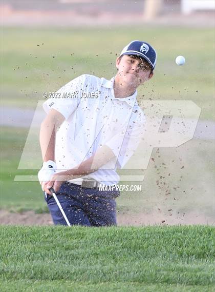 Thumbnail 2 in Northwest Christian Golf Meet photogallery.