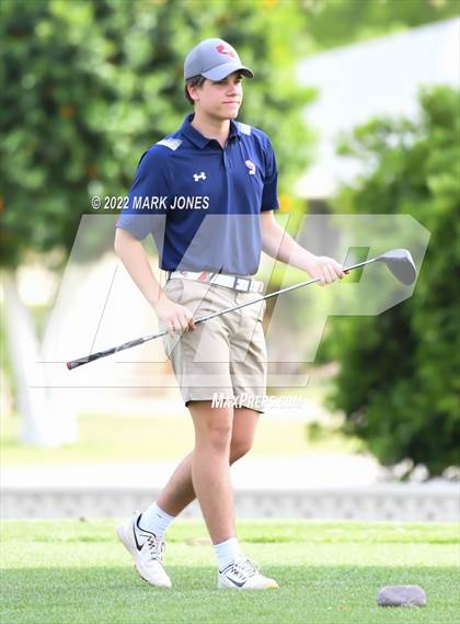 Thumbnail 1 in Northwest Christian Golf Meet photogallery.
