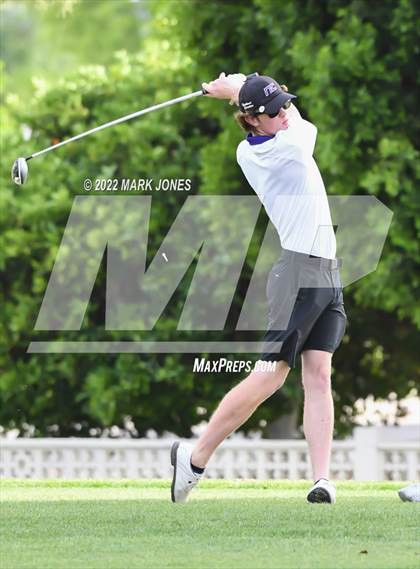 Thumbnail 1 in Northwest Christian Golf Meet photogallery.