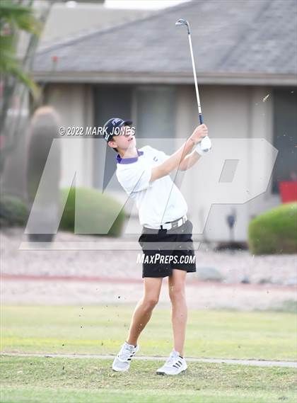 Thumbnail 1 in Northwest Christian Golf Meet photogallery.