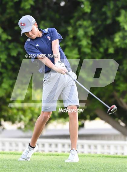 Thumbnail 1 in Northwest Christian Golf Meet photogallery.