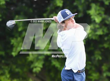 Thumbnail 2 in Northwest Christian Golf Meet photogallery.