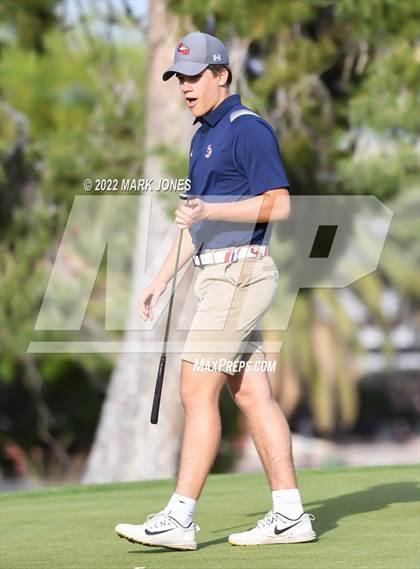 Thumbnail 1 in Northwest Christian Golf Meet photogallery.