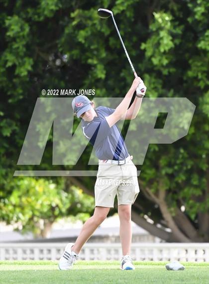 Thumbnail 3 in Northwest Christian Golf Meet photogallery.