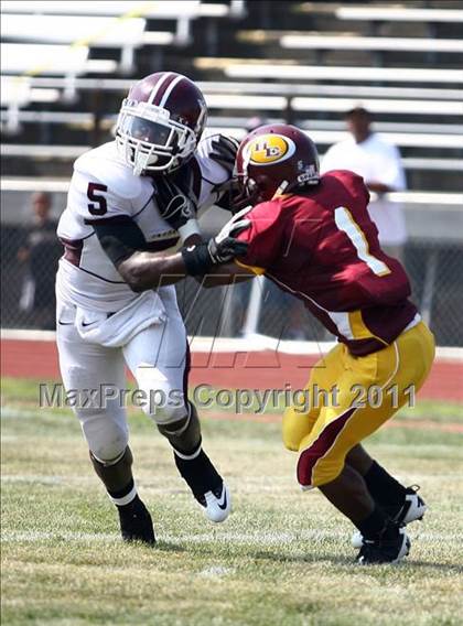 Thumbnail 1 in DeSmet Jesuit @ Hazelwood East photogallery.