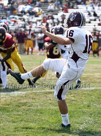 Thumbnail 2 in DeSmet Jesuit @ Hazelwood East photogallery.