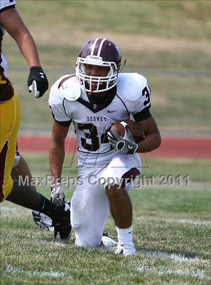 Thumbnail 2 in DeSmet Jesuit @ Hazelwood East photogallery.