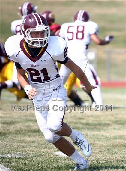 Thumbnail 2 in DeSmet Jesuit @ Hazelwood East photogallery.